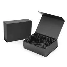 Custom Luxury Apparel Boxes for Premium Fashion Brand