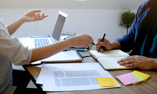 How to Use Evidence to Support Your Argument in Assignments