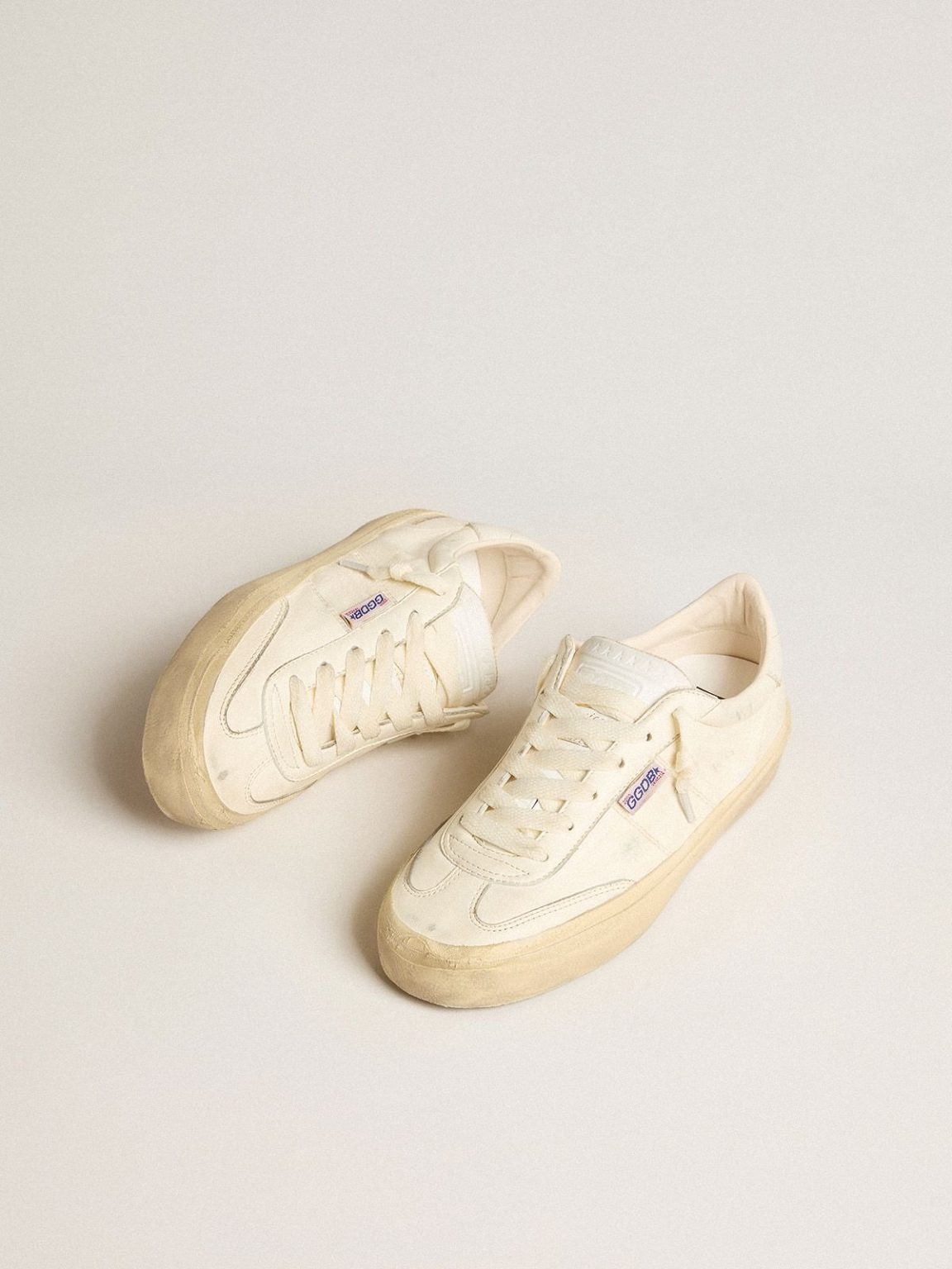 Golden Goose Soul Star in white leather with white leather star