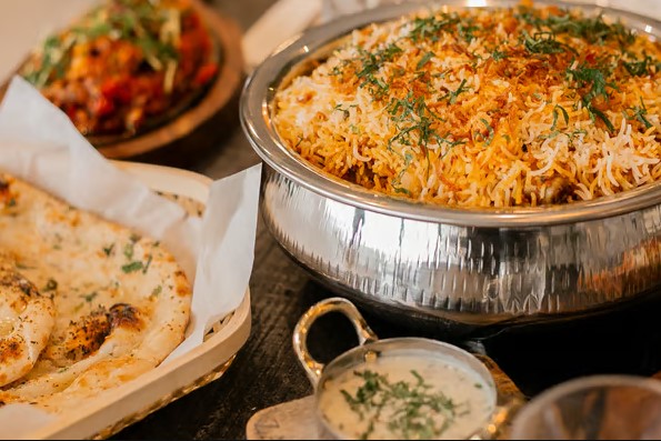 Are There Family Friendly Halal Pakistani Restaurants in Windsor Canada?