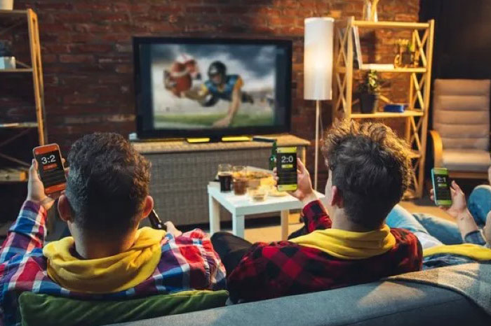 Why Smart TVs are Becoming the New Hub for Global Live Entertainment