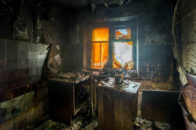 professional fire damage restoration services