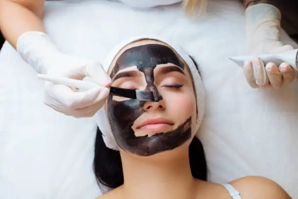 What Can Laser Carbon Peel Treat Effectively