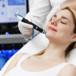 What makes Hydrafacial effective for dry and dehydrated skin