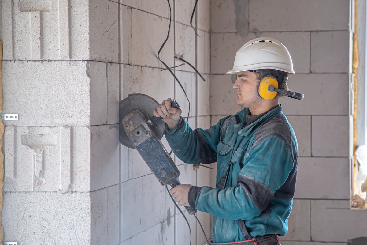 concrete wall sawing
